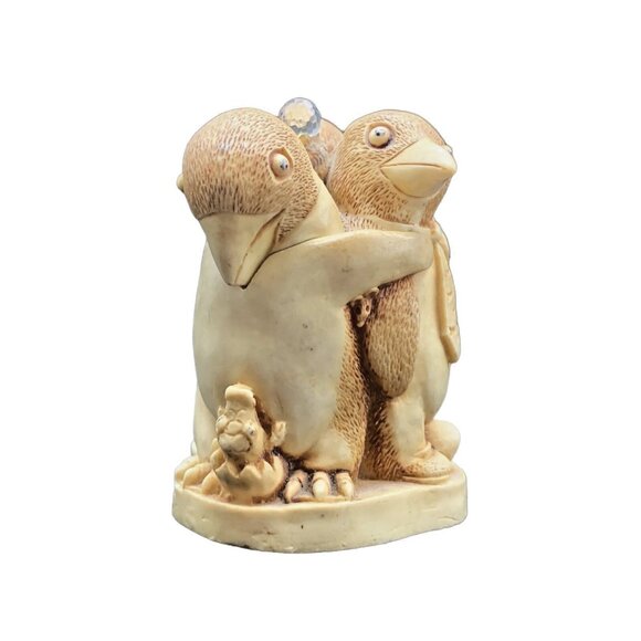 Harmony Kingdom Unexpected Arrival Penguins Trinket Box, Altered? Swarovski? - Picture 10 of 12